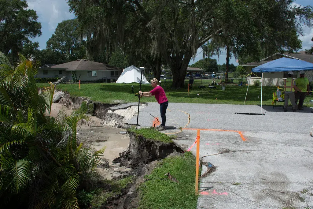 Collecting subsurface sinkhole data using GPR technology