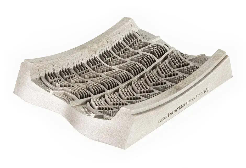 以 LaserForm 马氏体时效钢 (A) 为材料打印的部分轮胎模具 — 能够可靠打印窄边、难制造的凹槽和排气孔