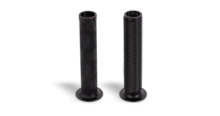 Figure 4 黑色橡胶材料