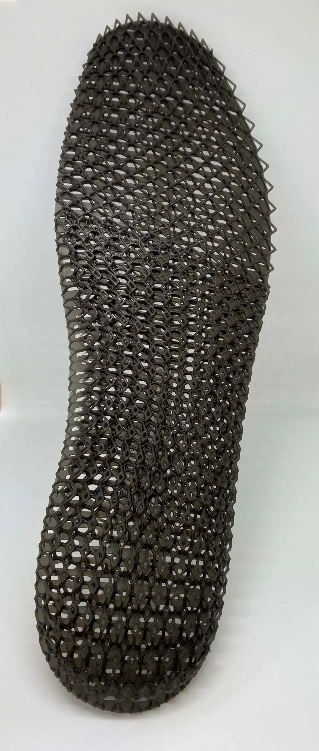 利用 Figure 4 RUBBER-BLK 10 3D 打印的迪卡侬鞋垫