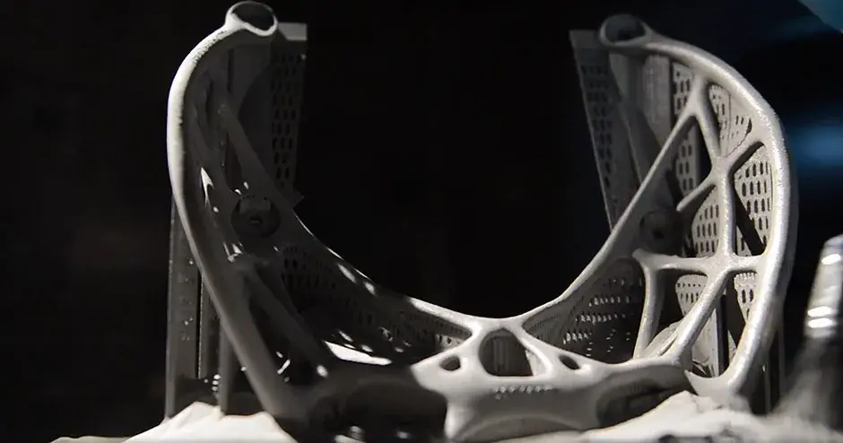 正在进行中的金属增材制造