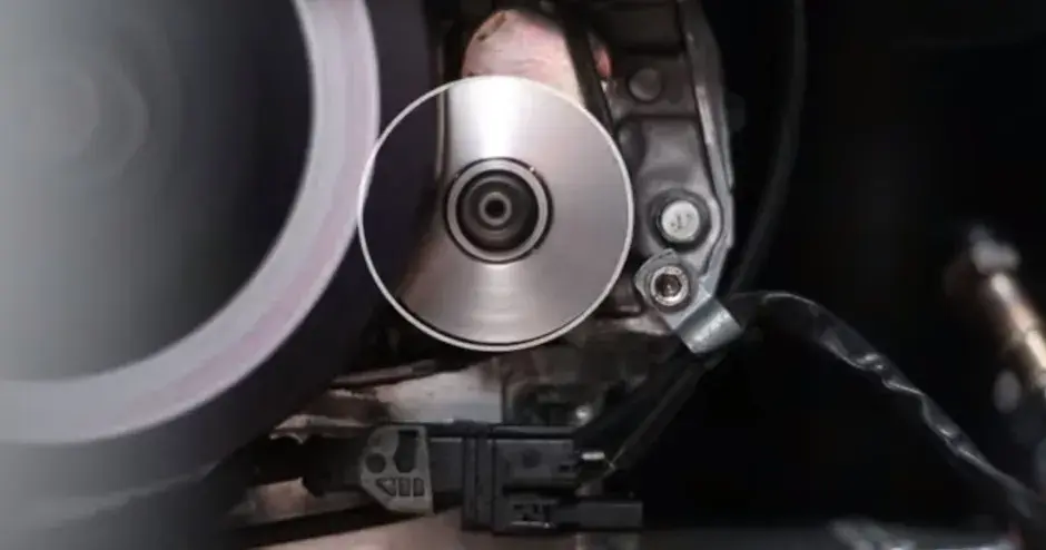 赛车运动中的金属组件惯性管理