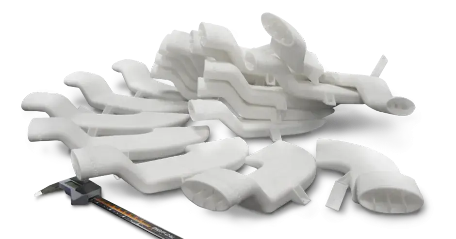 采用 Duraform PA SLS 材料 3D 打印而成的管道