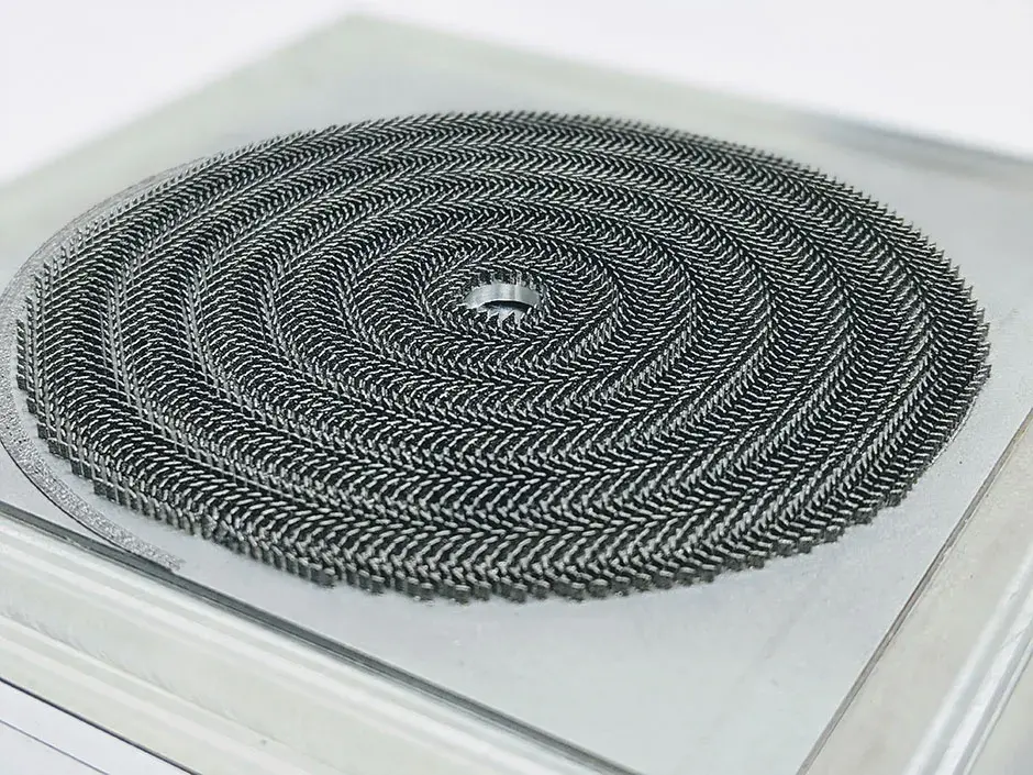 10 毫米半导体射频天线的宏观视图